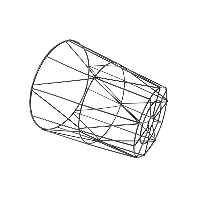 Черный круглый мусорный бак из проволочной сетки для офиса и спальни