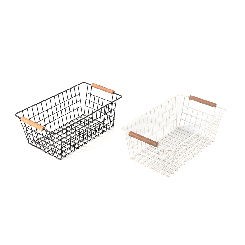 Корзина для хранения с деревянной ручкой